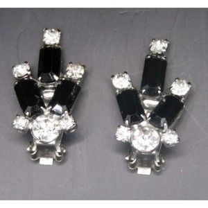 Vintage Rhinestone and Black Onyx Clip on Earrings Stunning Costume Jewelry
